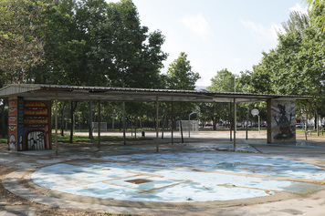 escenari fix al parc popular.jpg